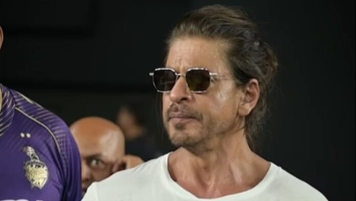 Shahrukh khan hospitalized